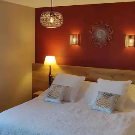 La Maison Du Petit Hutin